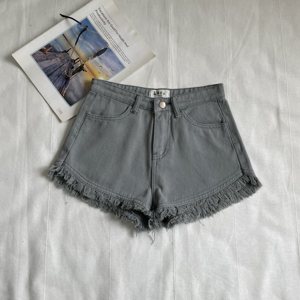 Šorti ar pušķiem vairākās krāsās