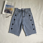 Sieviešu džinsi ar izšuvumu un 3/4 garumu