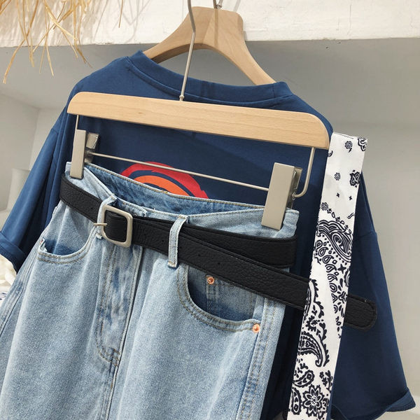 Ikdienas sieviešu džinsi ar kabatām un jostu