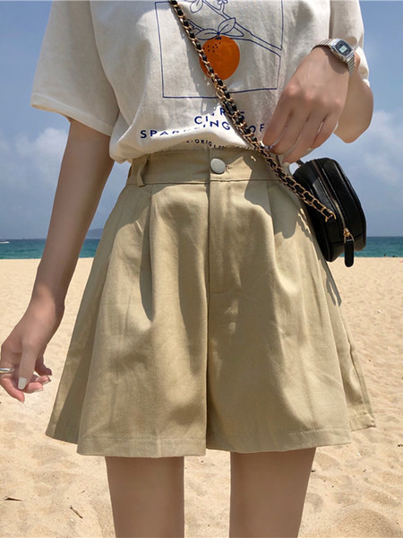 Pantaloni scurti moderni de dama cu model lat cu talie inalta