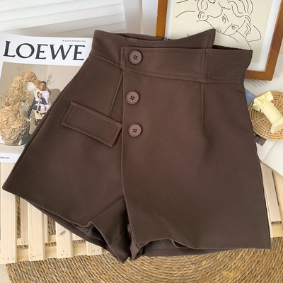 Jauns šortu modelis ar pogām vairākās krāsās sievietēm