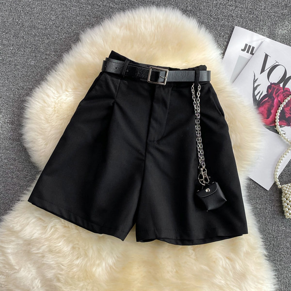 Model nou de pantaloni scurți de damă cu curea - mai multe culori