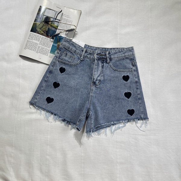 Blugi scurti casual cu broderie