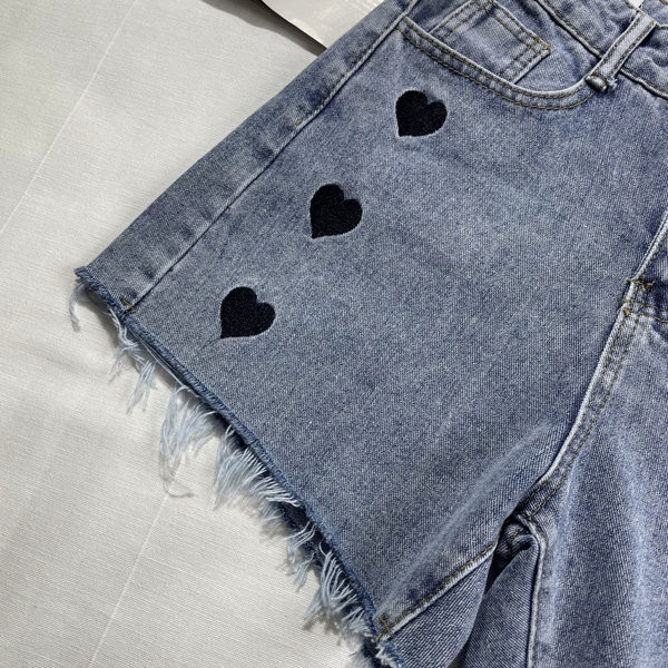 Blugi scurti casual cu broderie