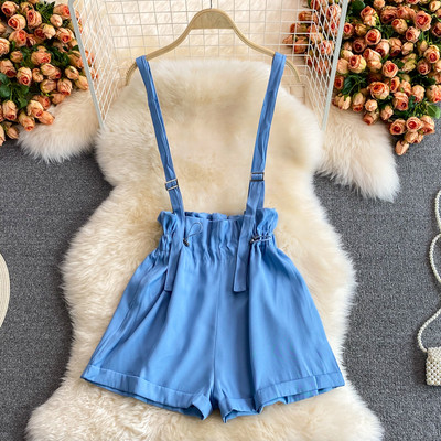 Jauns sieviešu šortu modelis ar bikšturiem zilā krāsā