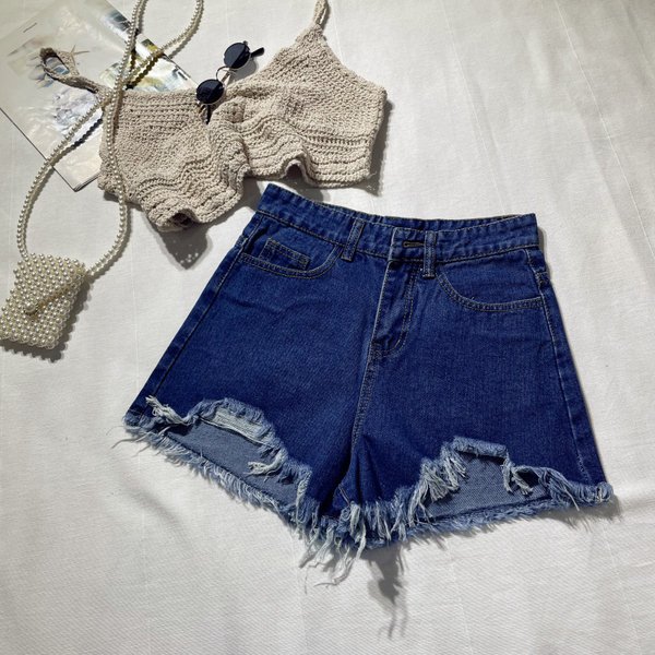 Īsi džinsi ar augstu vidukli ar plēstiem motīviem - vairākās krāsās