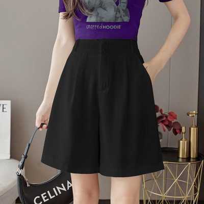 Pantaloni scurți cu talie înaltă și picioare largi pentru femei