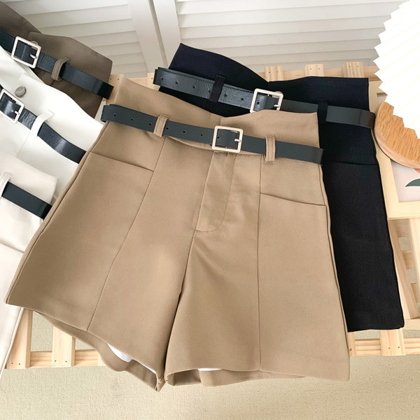 Model nou de pantaloni scurți de damă cu talie înaltă și curea - mai multe culori
