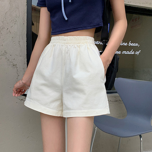 Pantaloni scurti de dama cu talie inalta model uni cu buzunare