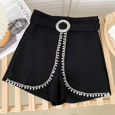 Модерни къси дамски панталони с камъни и перли - бял и черен цвят