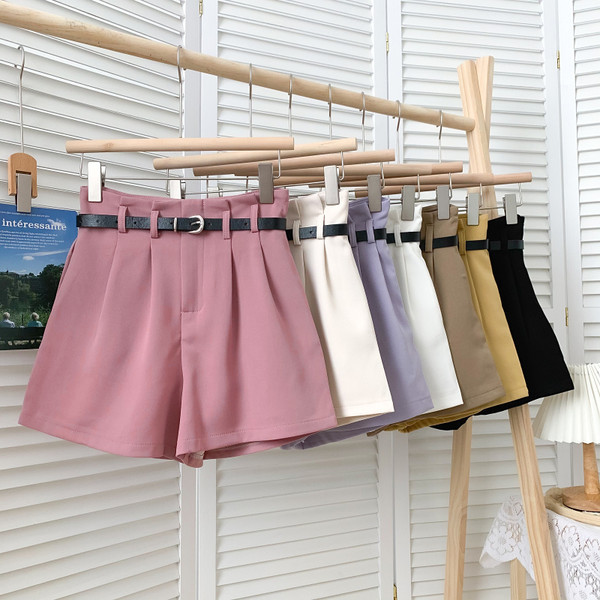 Jauna modeļa vasaras šorti ar jostiņu