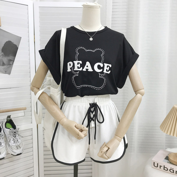 Sieviešu šorti ar saitēm un apmalēm