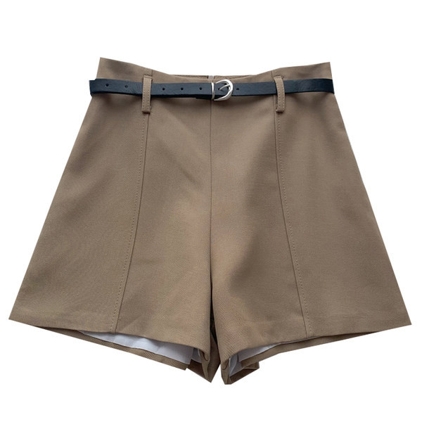 Modes sieviešu šorti ar augstu vidukli un jostu