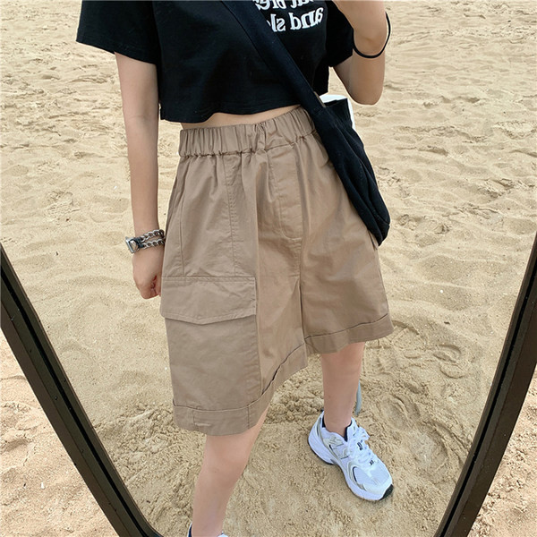 Sieviešu plati šorti ar augstu vidukli un sānu kabatām