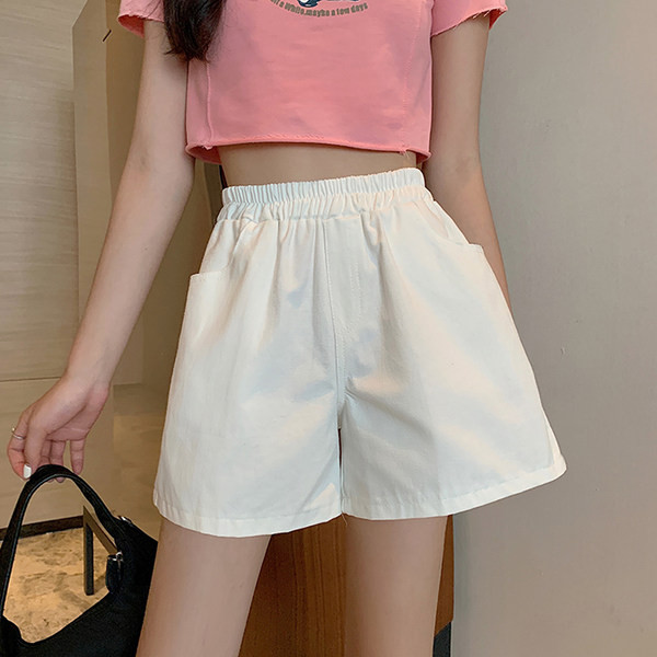 Pantaloni scurți de damă cu talie înaltă și buzunare