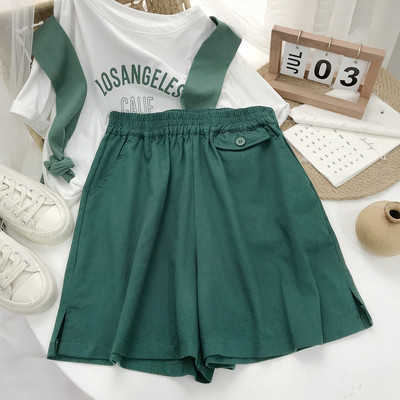 Široki model kratkih hlača s elastičnim strukom