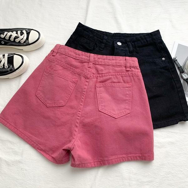 Pantaloni scurți casual de damă din denim în mai multe culori