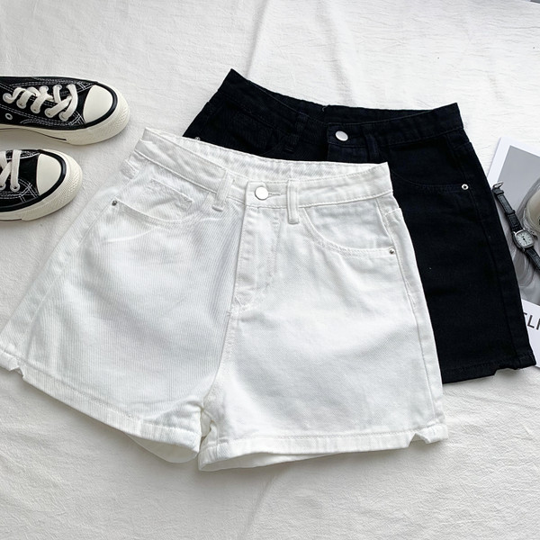 Pantaloni scurți casual de damă din denim în mai multe culori