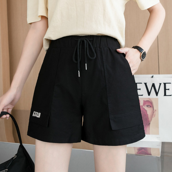 Sieviešu šorti ar saitēm un emblēmu