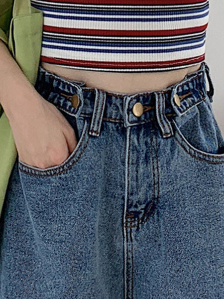 Model nou de pantaloni scurți din denim cu talie înaltă