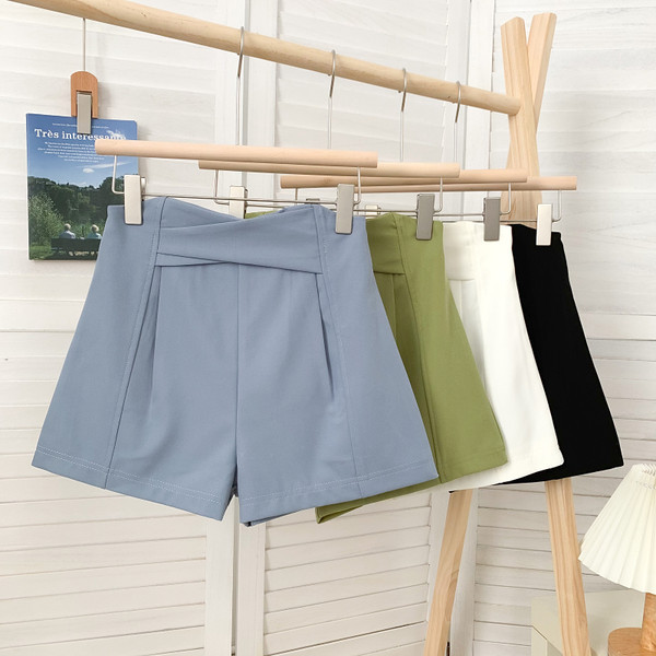 Model nou de pantaloni scurti de dama in mai multe culori