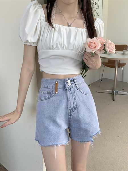 Ženske kratke traper hlače s visokim strukom i aplikacijom