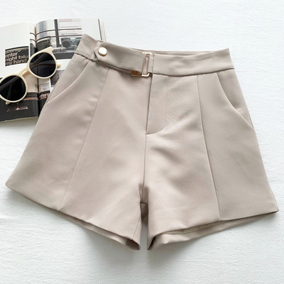 Pantaloni scurți casual cu cataramă metalică - mai multe culori