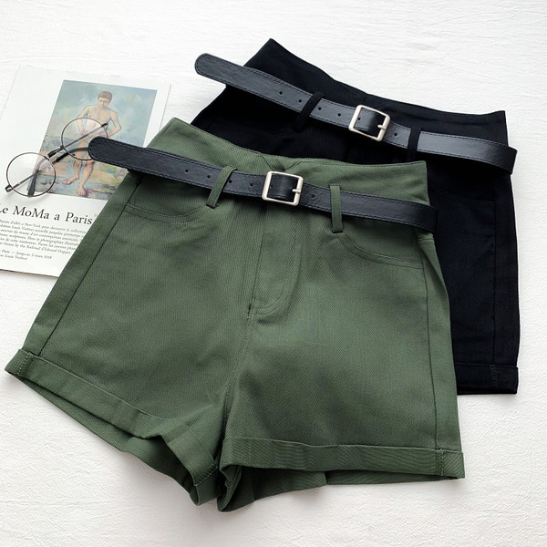 Pantaloni scurți de vară cu curea în mai multe culori