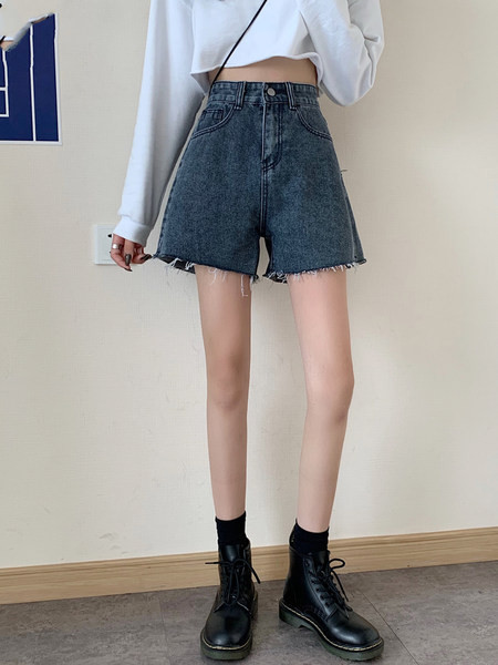 Model nou de blugi de dama cu talie inalta - un model curat