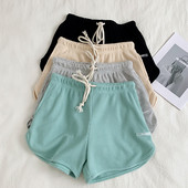 Спортно-ежедневен къс панталон с връзки