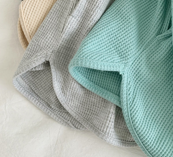 Спортно-ежедневен къс панталон с връзки