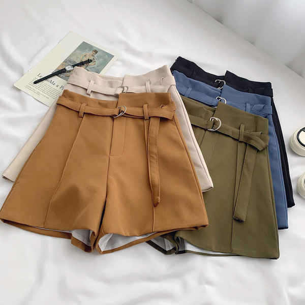 Jauna modeļa pavasara-vasaras sieviešu šorti ar jostiņu