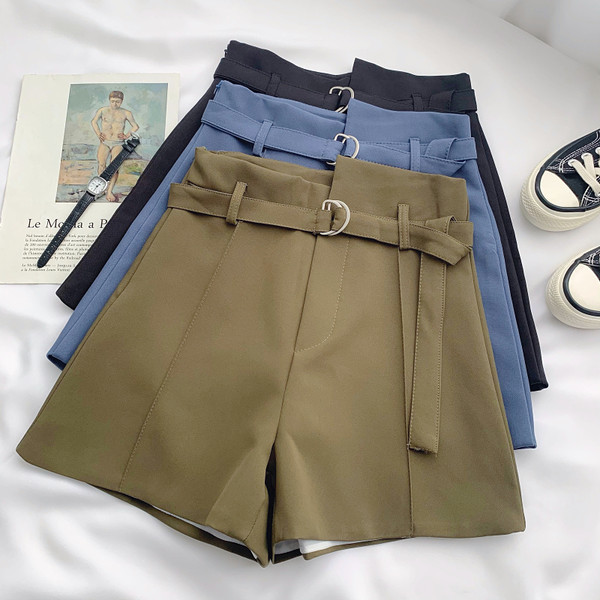 Jauna modeļa pavasara-vasaras sieviešu šorti ar jostiņu