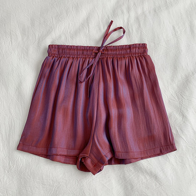 Pantaloni scurți moderni cu talie elastică și cravate