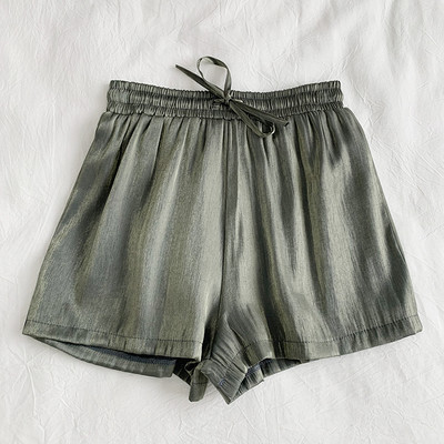 Pantaloni scurți moderni cu talie elastică și cravate