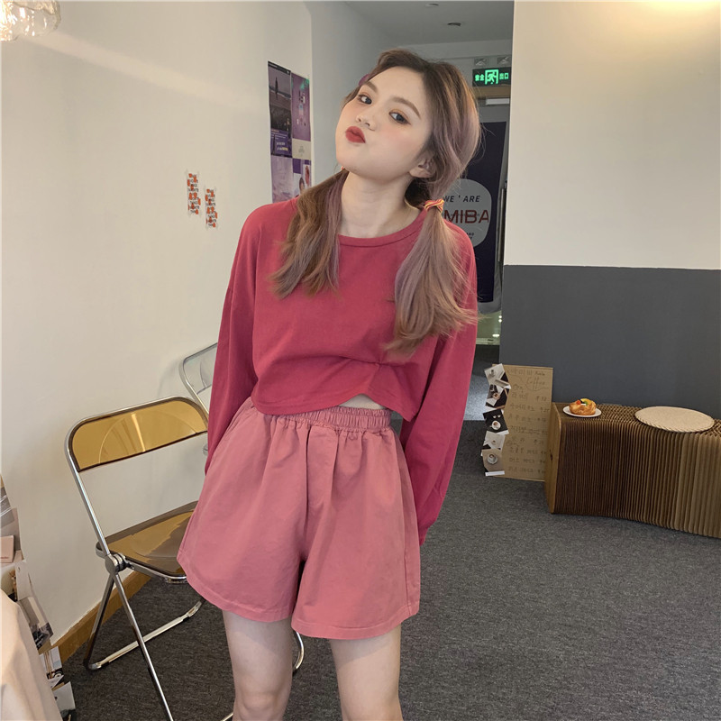 Sieviešu sporta šorti vienkāršs modelis