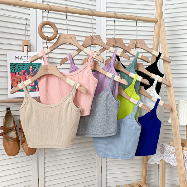 Jauna modeļa īss sieviešu topiņš ar plānām lencītēm - vairākās krāsās