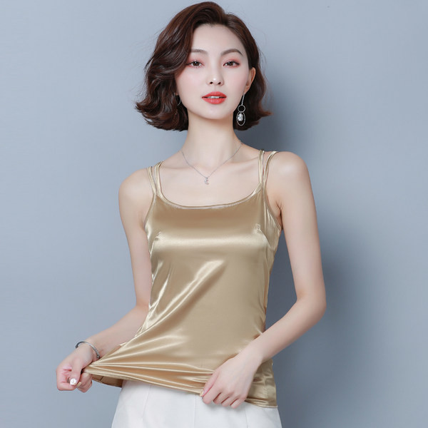 Maieu de damă cu bretele subțiri și broderie pe spate