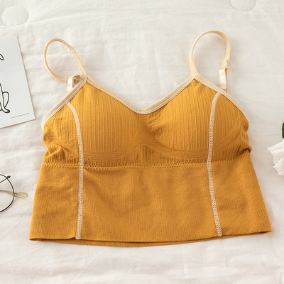 Sieviešu ikdienas krūšturis ar plānām lencēm un apmalēm