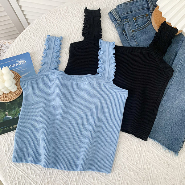 Ikdienas sieviešu topiņš ar platām lencēm - vairākās krāsās