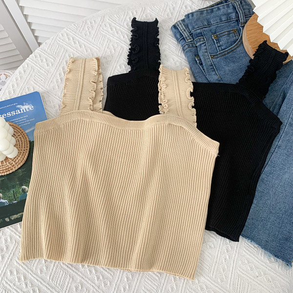 Ikdienas sieviešu topiņš ar platām lencēm - vairākās krāsās