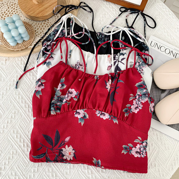 Hanorace de damă la modă cu bretele subțiri și model floral