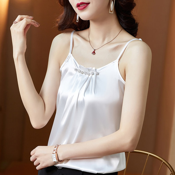 Maiou de dama model nou cu bretele subtiri si perle