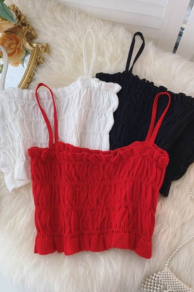 Īss sieviešu krekliņš ar plānām lencēm – vairākās krāsās