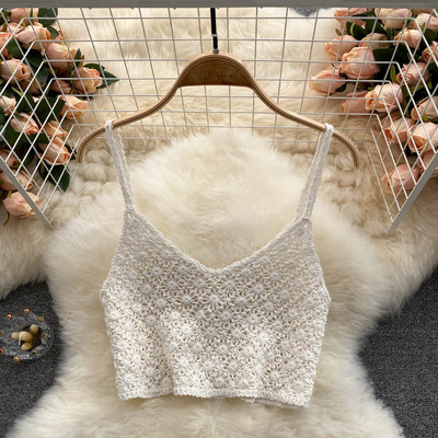 Bustiera de dama cu bretele subtiri in bej si alb