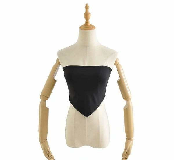 Sieviešu ikdienas krūtis asimetrisks modelis