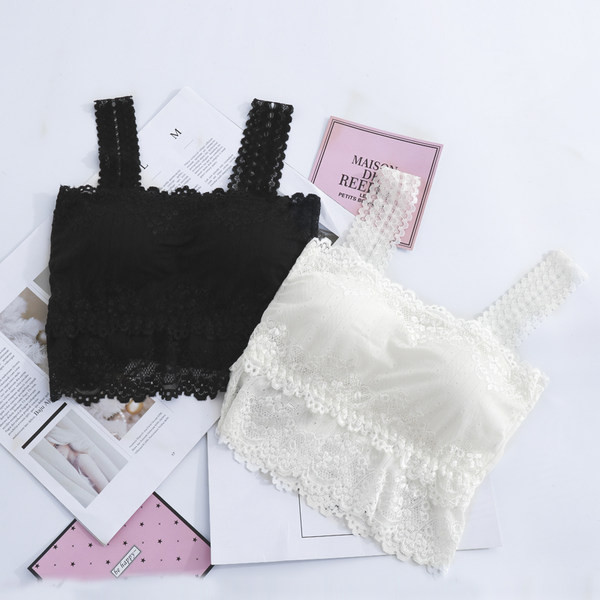 Bustiera scurta de dama cu bretele late din dantela