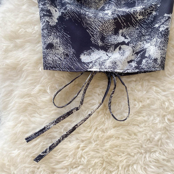 Maieu de damă de culoare gri, cu bretele și spate gol