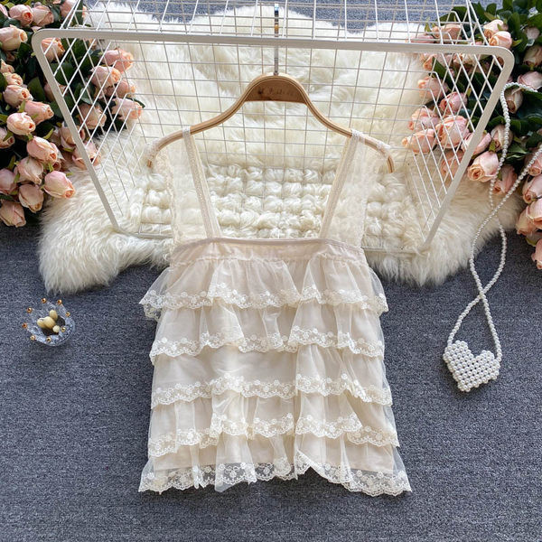 Sieviešu mežģīņu tops ar tilla lencēm