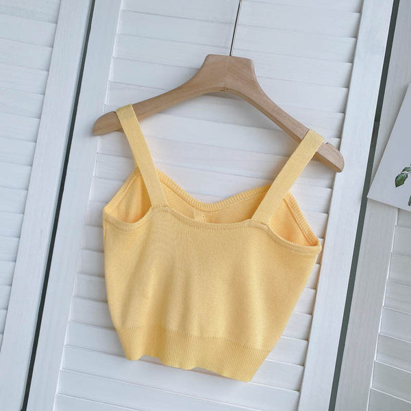 Maieu scurt de damă cu nasturi și bretele